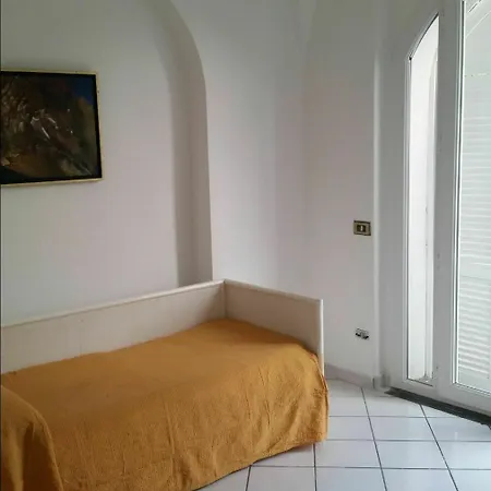 Myhouse 1 * Capri